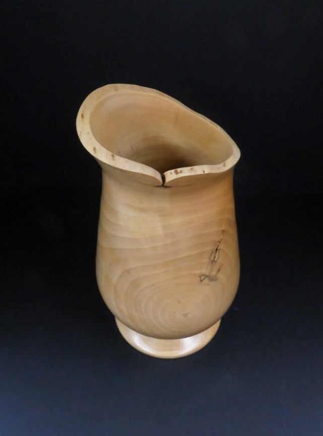 Peter Kinsella - wood turned vessel